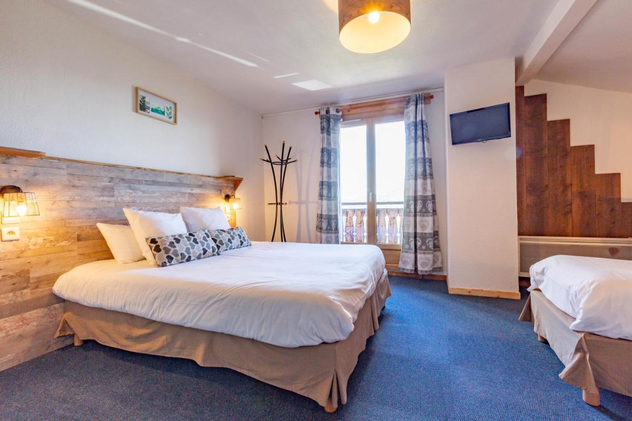 L'Escale Hotel Chatel Bagian luar foto